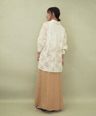 ZMBGE11140 al'aise modulation(アレーズモジュレーション) フラワーレースオーバーシルエットシャツ ホワイト