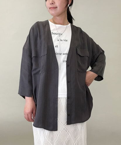 ZMBGE23169 al'aise modulation ドッキング Vネックブラウス