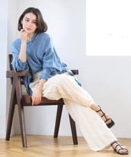 ZMBGE27138 al'aise modulation(アレーズモジュレーション) デニムライクスキッパーブラウス ブルー