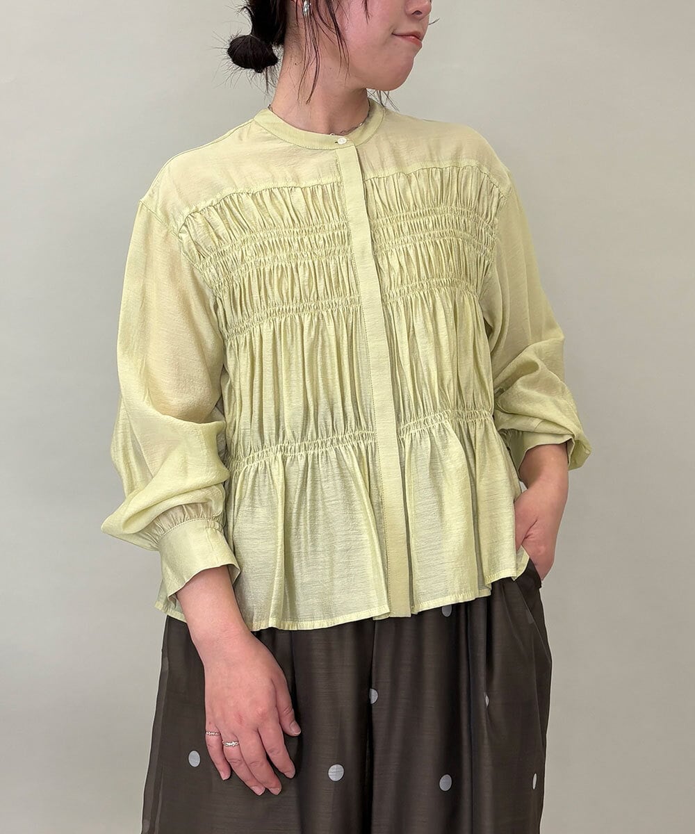 ZMBGE28120 al'aise modulation(アレーズモジュレーション) ノーカラーシャーリングブラウス イエロー