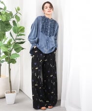 ZMBGE32168 al'aise modulation(アレーズモジュレーション) デニムライクフロントフリルブラウス ライトブルー