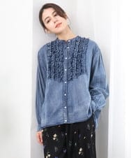 ZMBGE32168 al'aise modulation(アレーズモジュレーション) デニムライクフロントフリルブラウス ライトブルー