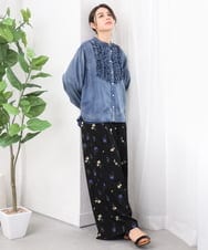 ZMBGE32168 al'aise modulation(アレーズモジュレーション) デニムライクフロントフリルブラウス ライトブルー