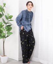 ZMBGE32168 al'aise modulation(アレーズモジュレーション) デニムライクフロントフリルブラウス ライトブルー