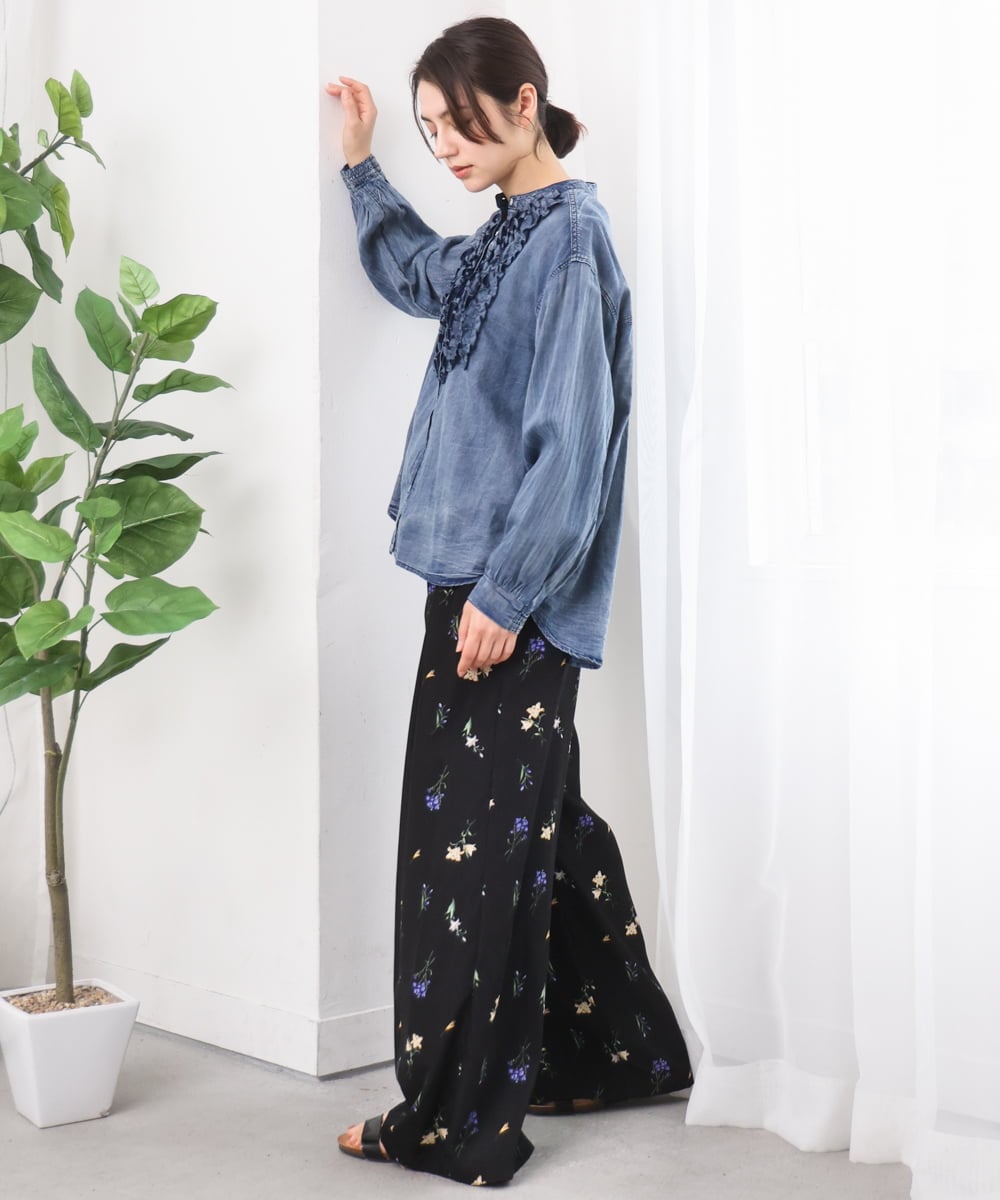 ZMBGE32168 al'aise modulation(アレーズモジュレーション) デニムライクフロントフリルブラウス ライトブルー