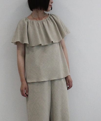 ZMBIB63140  ラッフルカラーブラウス