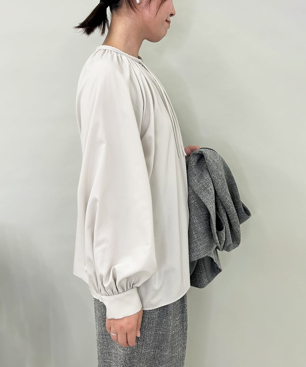 ZMBJB12110 al'aise modulation(アレーズモジュレーション) 【洗える】フロントリボンラグランブラウス ライトグレー