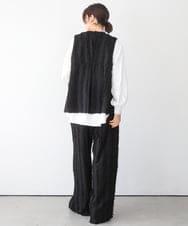 ZMDGE21110 al'aise modulation(アレーズモジュレーション) バックベルトボタンレスジレ ブラック