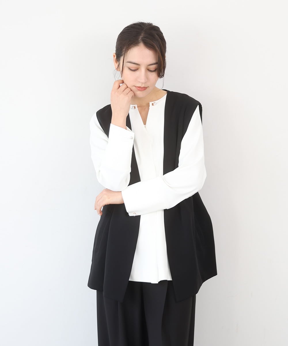 ZMDGE21110 al'aise modulation(アレーズモジュレーション) バックベルトボタンレスジレ ブラック