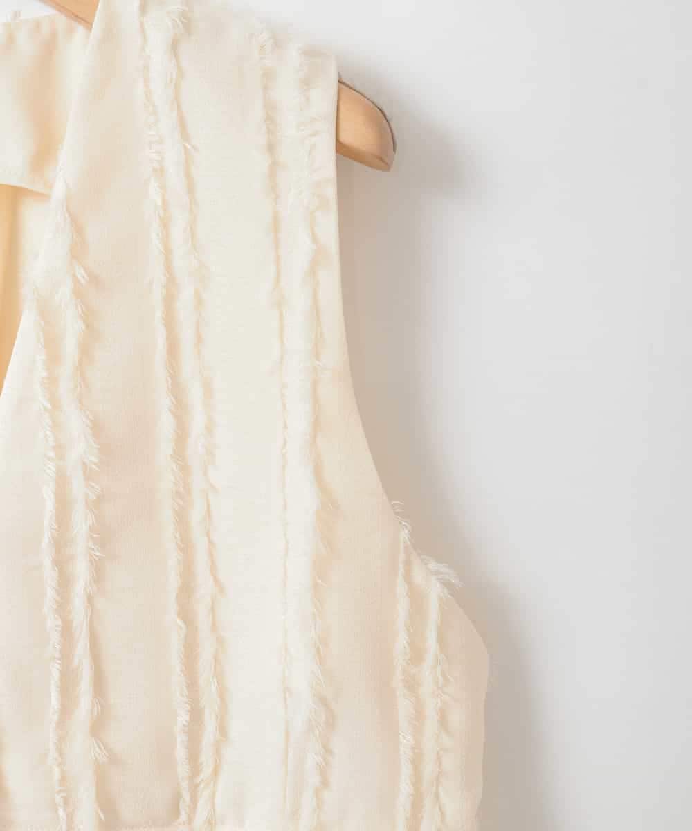 ZMDGE22110 al'aise modulation(アレーズモジュレーション) フリンジジャカードジレ アイボリー