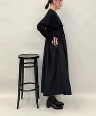 ZMEAE22140 al'aise modulation(アレーズモジュレーション) 異素材切り替えギャザーポイントワンピース ブラック