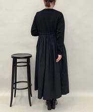 ZMEAE22140 al'aise modulation(アレーズモジュレーション) 異素材切り替えギャザーポイントワンピース ブラック