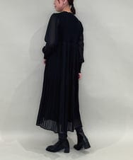 ZMEAE23169 al'aise modulation(アレーズモジュレーション) ニットジョイント切り替えプリーツワンピース ブラック