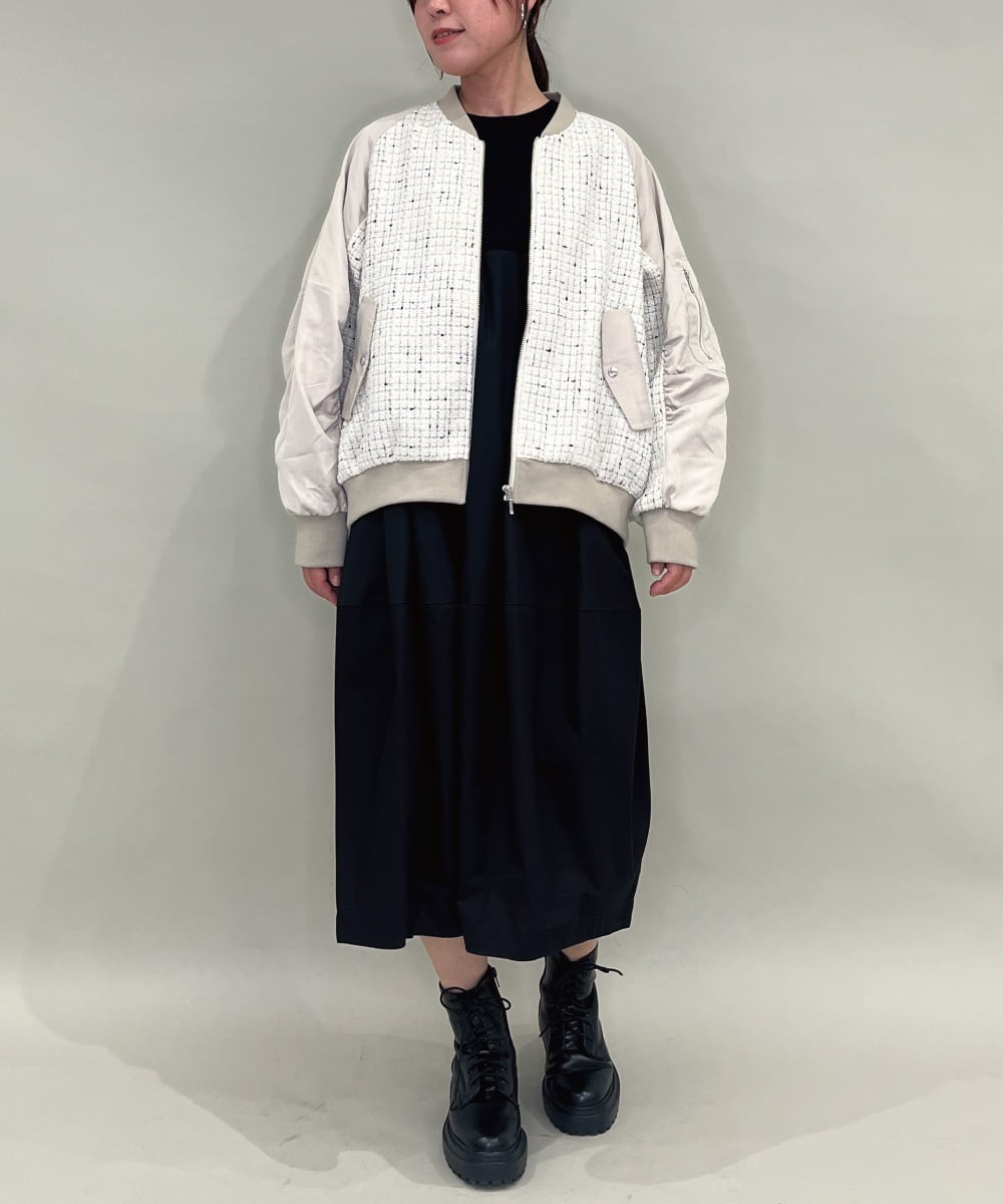 ZMEAE24179 al'aise modulation(アレーズモジュレーション) ジョイントデザインコクーンシルエットワンピース ブラック