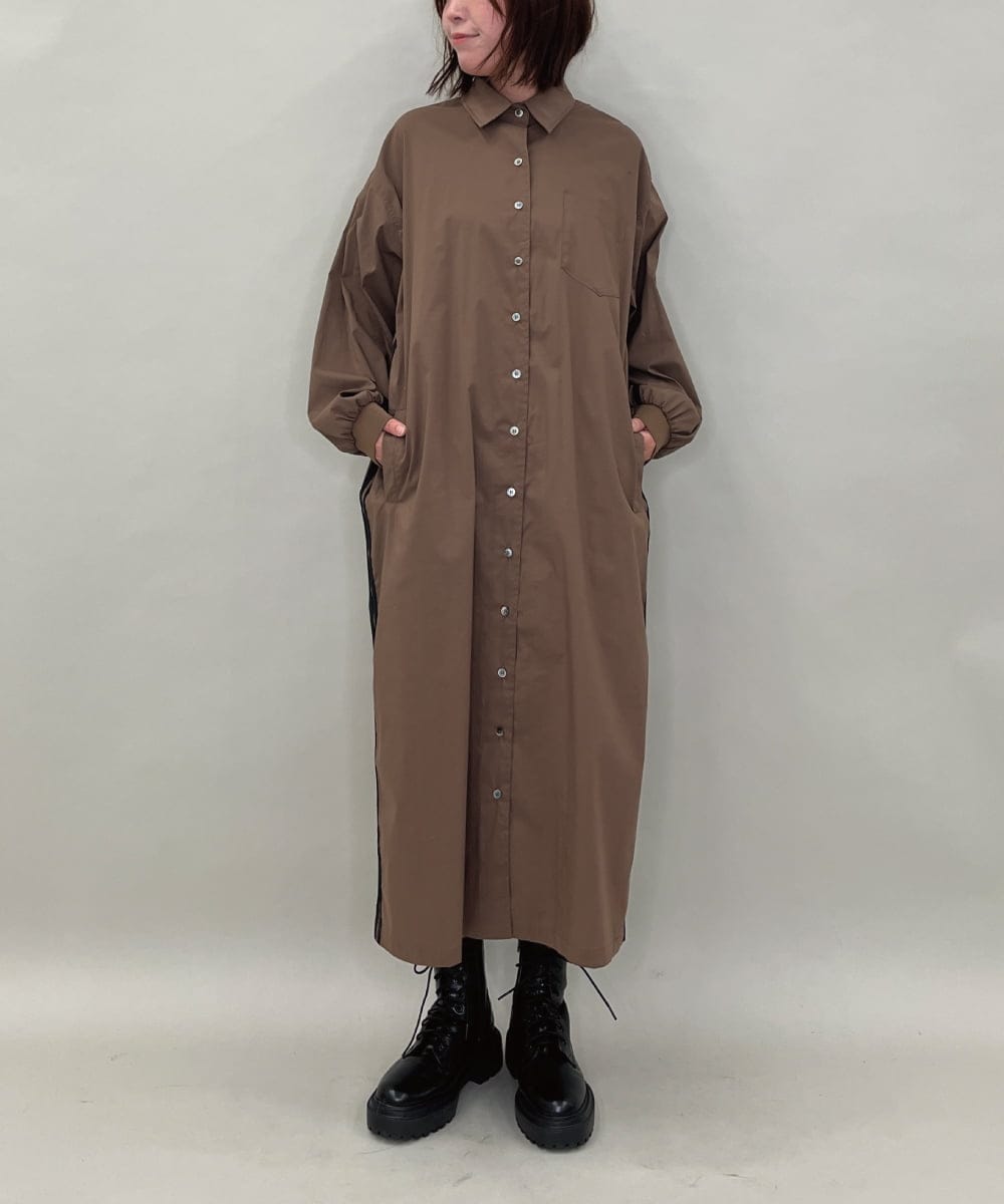 ZMEAE29160 al'aise modulation(アレーズモジュレーション) 配色ラインシャツワンピース ブラウン