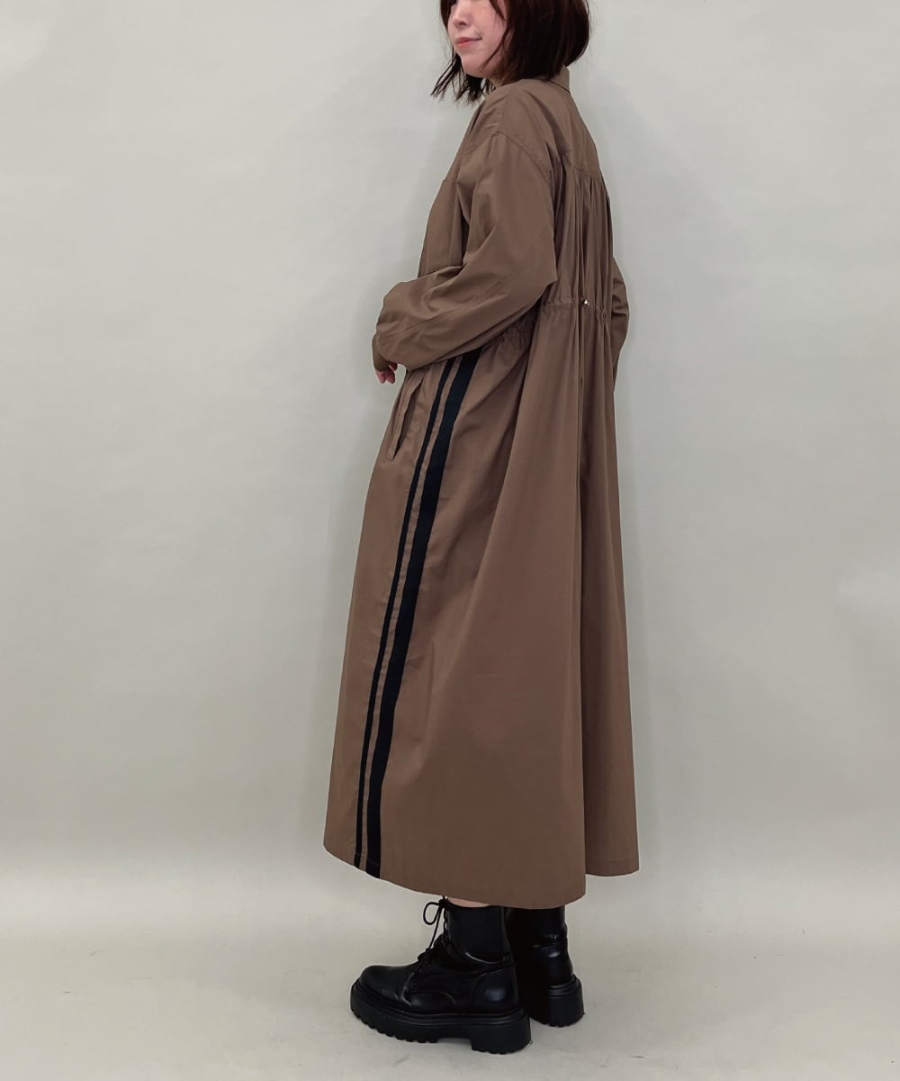 ZMEAE29160 al'aise modulation(アレーズモジュレーション) 配色ラインシャツワンピース ブラウン