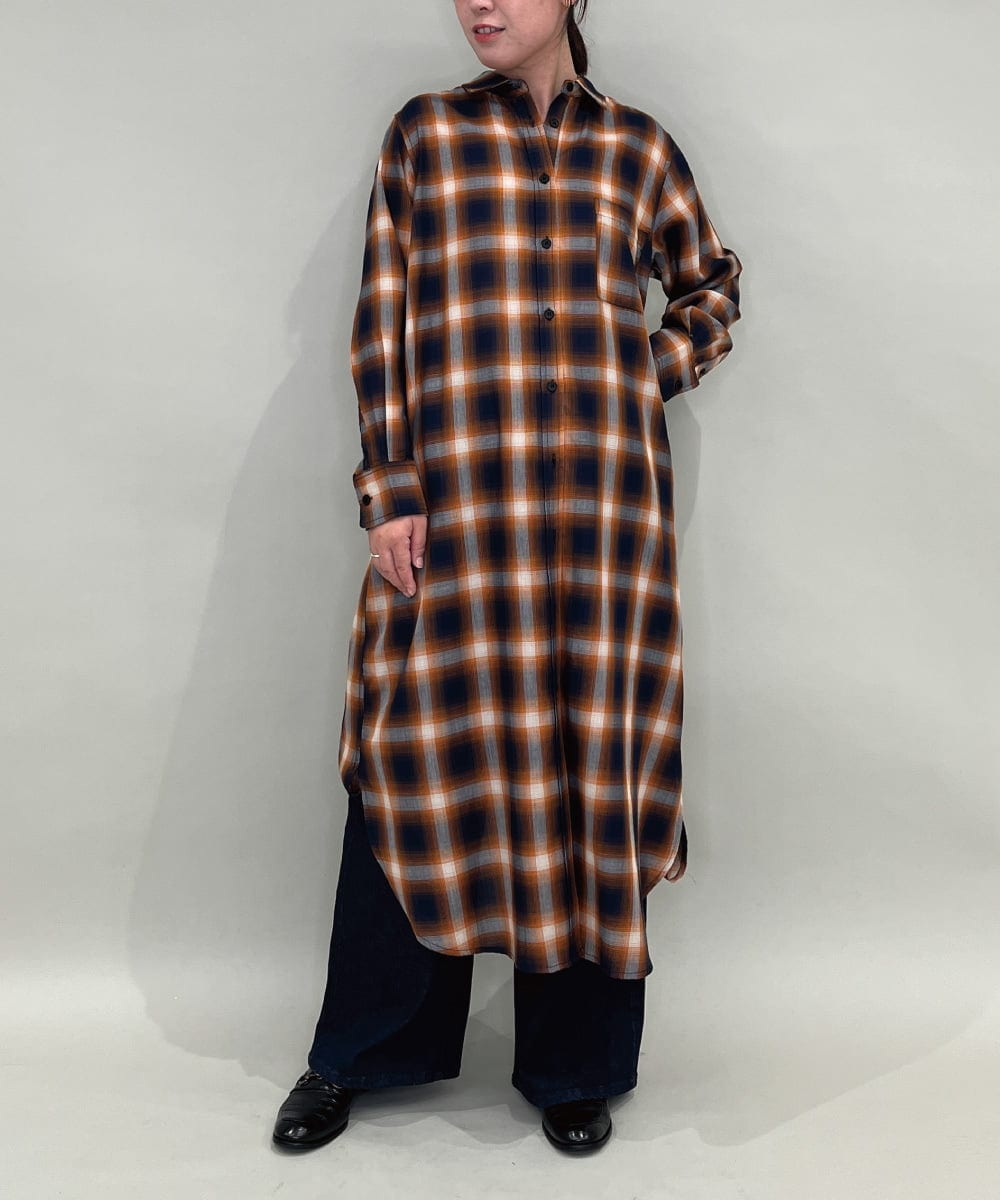 ZMEAE34168 al'aise modulation(アレーズモジュレーション) オンブレチェックシャツワンピース ネイビー