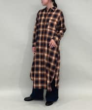 ZMEAE34168 al'aise modulation(アレーズモジュレーション) オンブレチェックシャツワンピース ネイビー