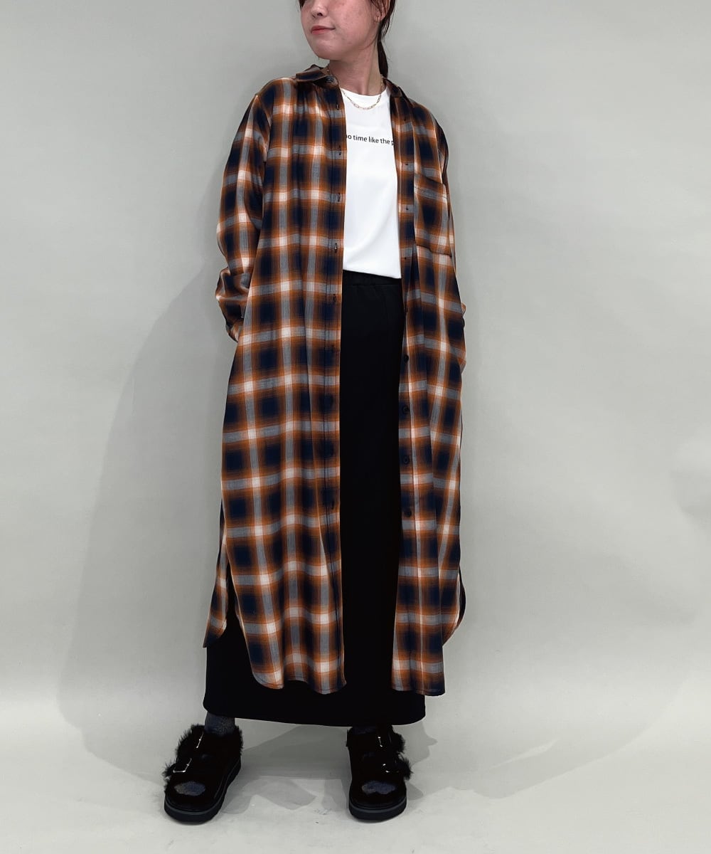 ZMEAE34168 al'aise modulation(アレーズモジュレーション) オンブレチェックシャツワンピース ネイビー