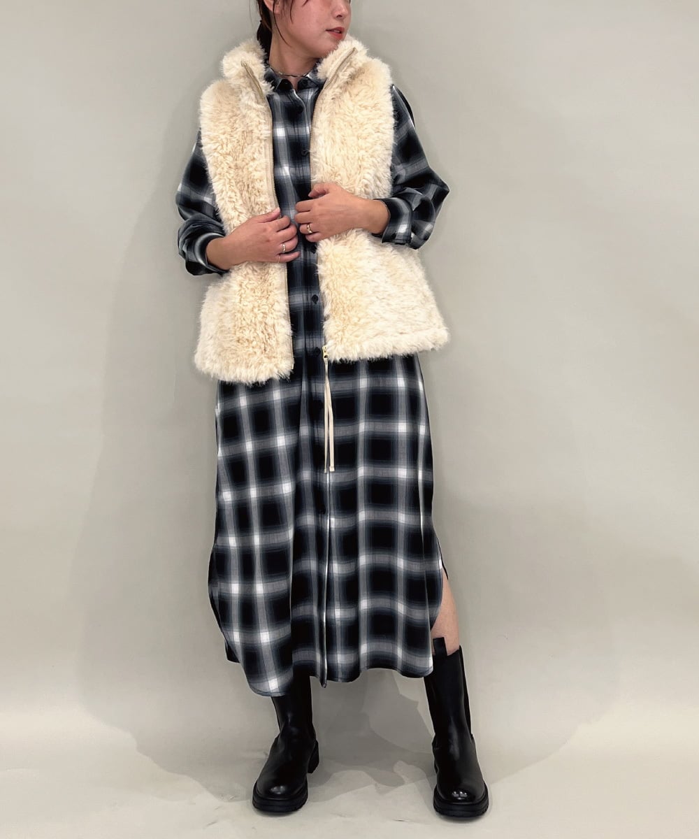 ZMEAE34168 al'aise modulation(アレーズモジュレーション) オンブレチェックシャツワンピース ブラック