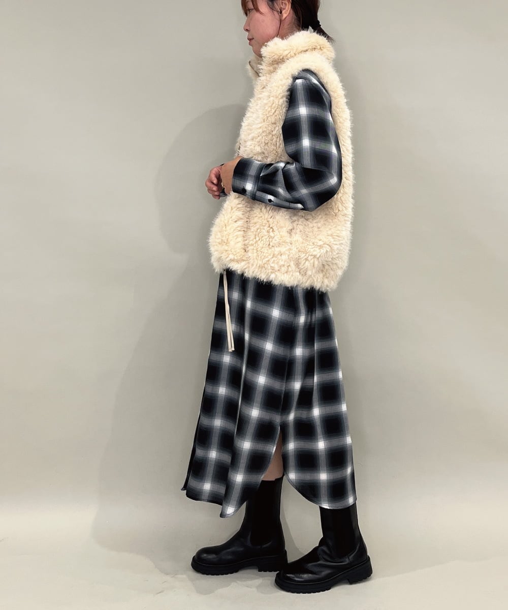 ZMEAE34168 al'aise modulation(アレーズモジュレーション) オンブレチェックシャツワンピース ブラック