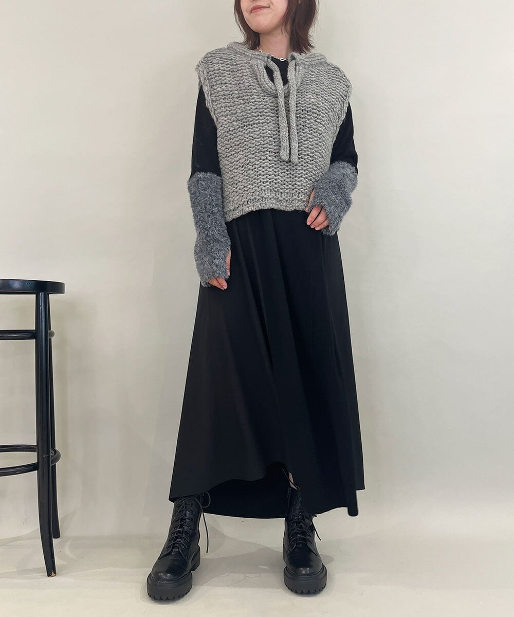 ZMECE38180 al'aise modulation(アレーズモジュレーション) 異素材切り替えニットワンピース ブラック