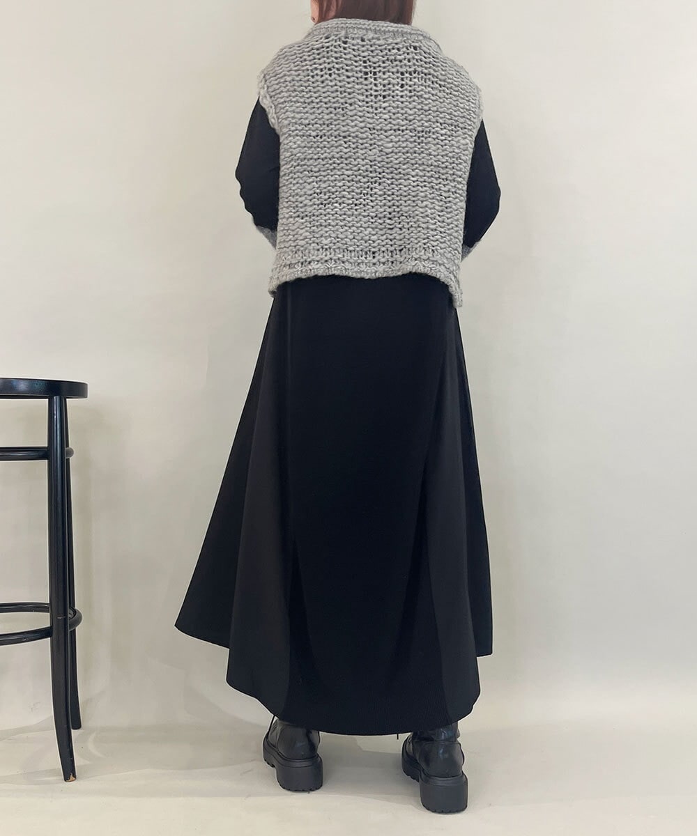 ZMECE38180 al'aise modulation(アレーズモジュレーション) 異素材切り替えニットワンピース ブラック