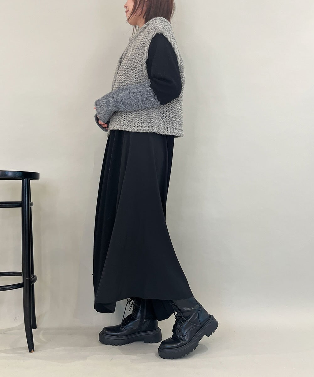 ZMECE38180 al'aise modulation(アレーズモジュレーション) 異素材切り替えニットワンピース ブラック