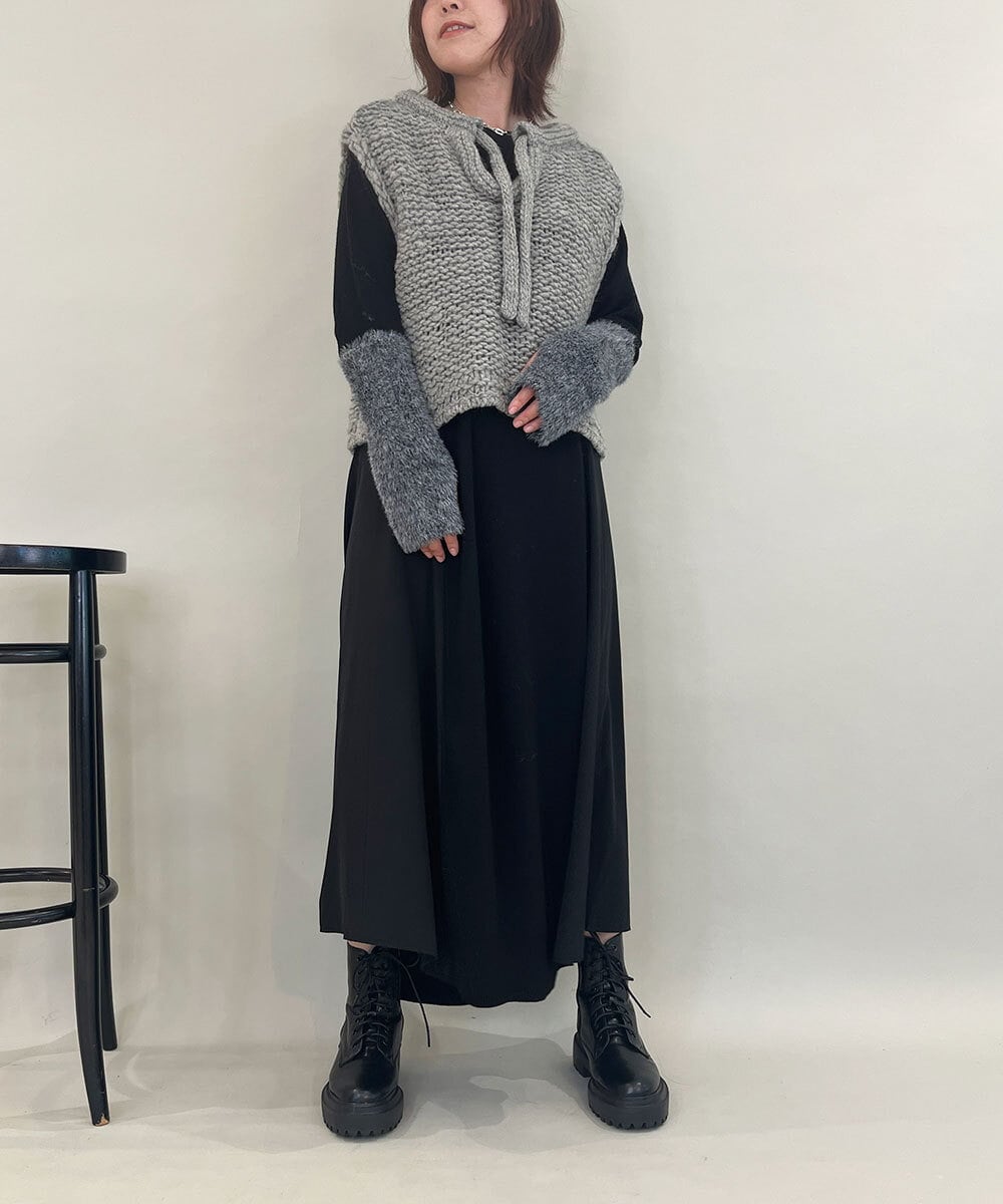 ZMECE38180 al'aise modulation(アレーズモジュレーション) 異素材切り替えニットワンピース ブラック