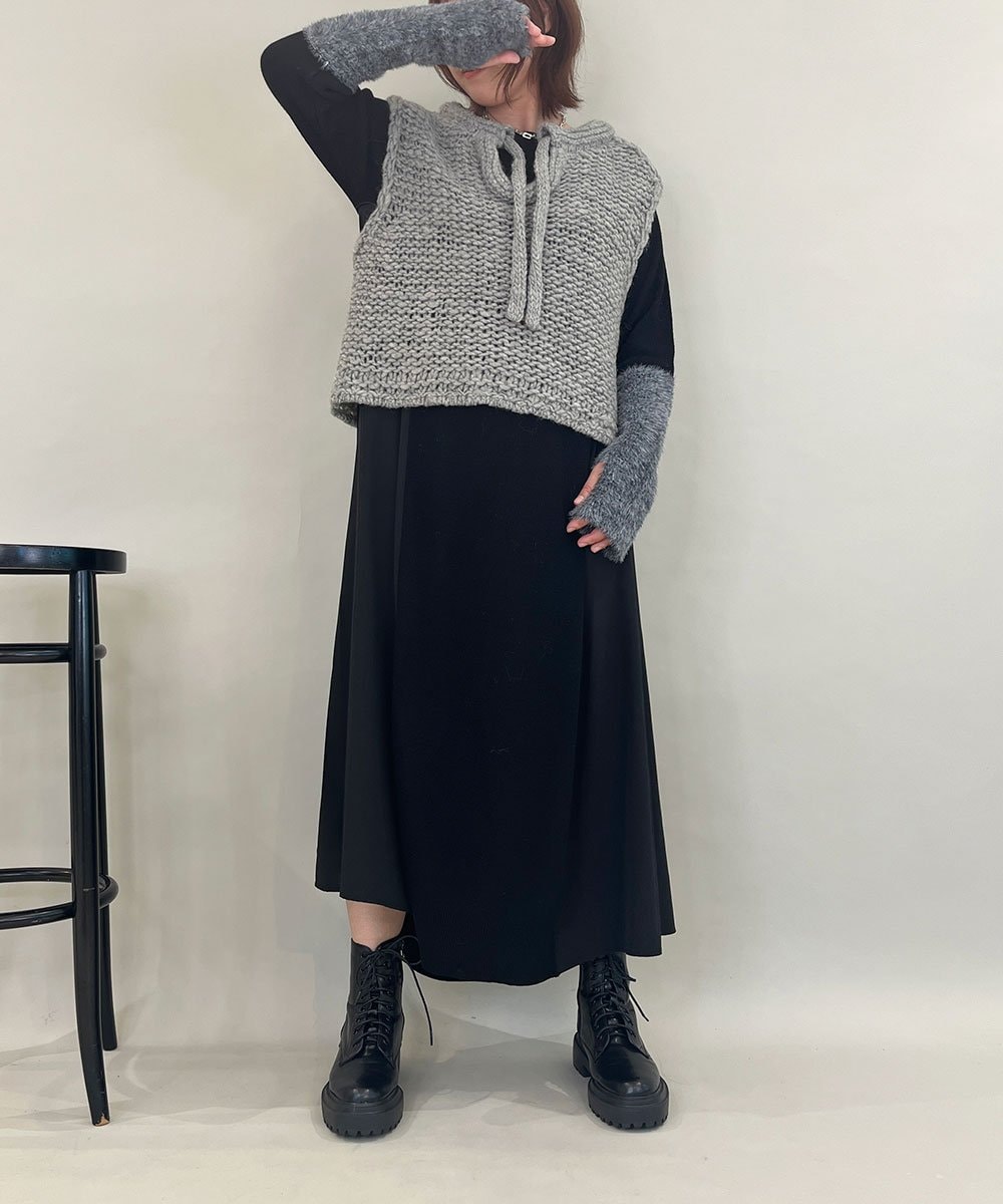 ZMECE38180 al'aise modulation(アレーズモジュレーション) 異素材切り替えニットワンピース ブラック