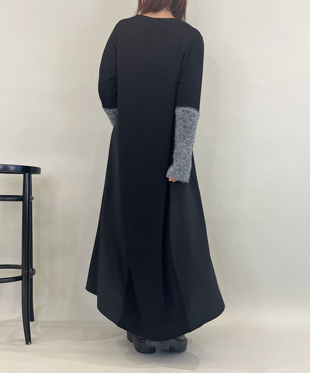 ZMECE38180 al'aise modulation(アレーズモジュレーション) 異素材切り替えニットワンピース ブラック