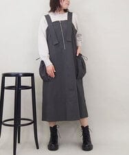 ZMEEE01160 al'aise modulation(アレーズモジュレーション) シャーリングポケットジャンパースカート ダークグレー