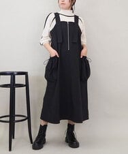 ZMEEE01160 al'aise modulation(アレーズモジュレーション) シャーリングポケットジャンパースカート ブラック