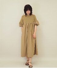 ZMEEE04169 al'aise modulation(アレーズモジュレーション) プリーツドッキングニットワンピース ベージュ