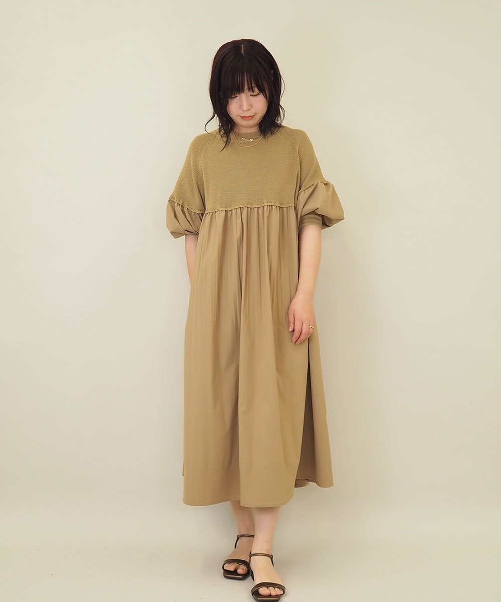 ZMEEE04169 al'aise modulation(アレーズモジュレーション) プリーツドッキングニットワンピース ベージュ