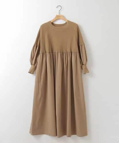 ZMEEE04169 al'aise modulation プリーツドッキングニットワンピース