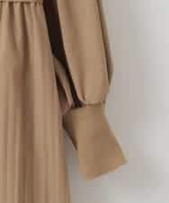 ZMEEE04169 al'aise modulation(アレーズモジュレーション) プリーツドッキングニットワンピース ベージュ