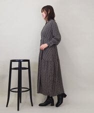 ZMEEE06135 al'aise modulation(アレーズモジュレーション) モノグラムプリントワンピース ネイビー