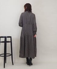 ZMEEE06135 al'aise modulation(アレーズモジュレーション) モノグラムプリントワンピース ネイビー