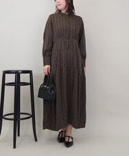 ZMEEE06135 al'aise modulation(アレーズモジュレーション) モノグラムプリントワンピース ブラック