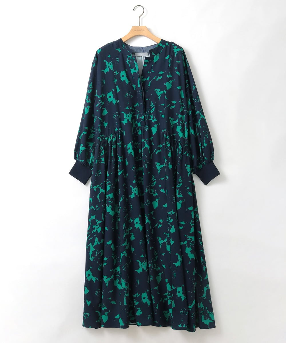 ZMEEE09136 al'aise modulation(アレーズモジュレーション) フラワープリントフレアワンピース グリーン