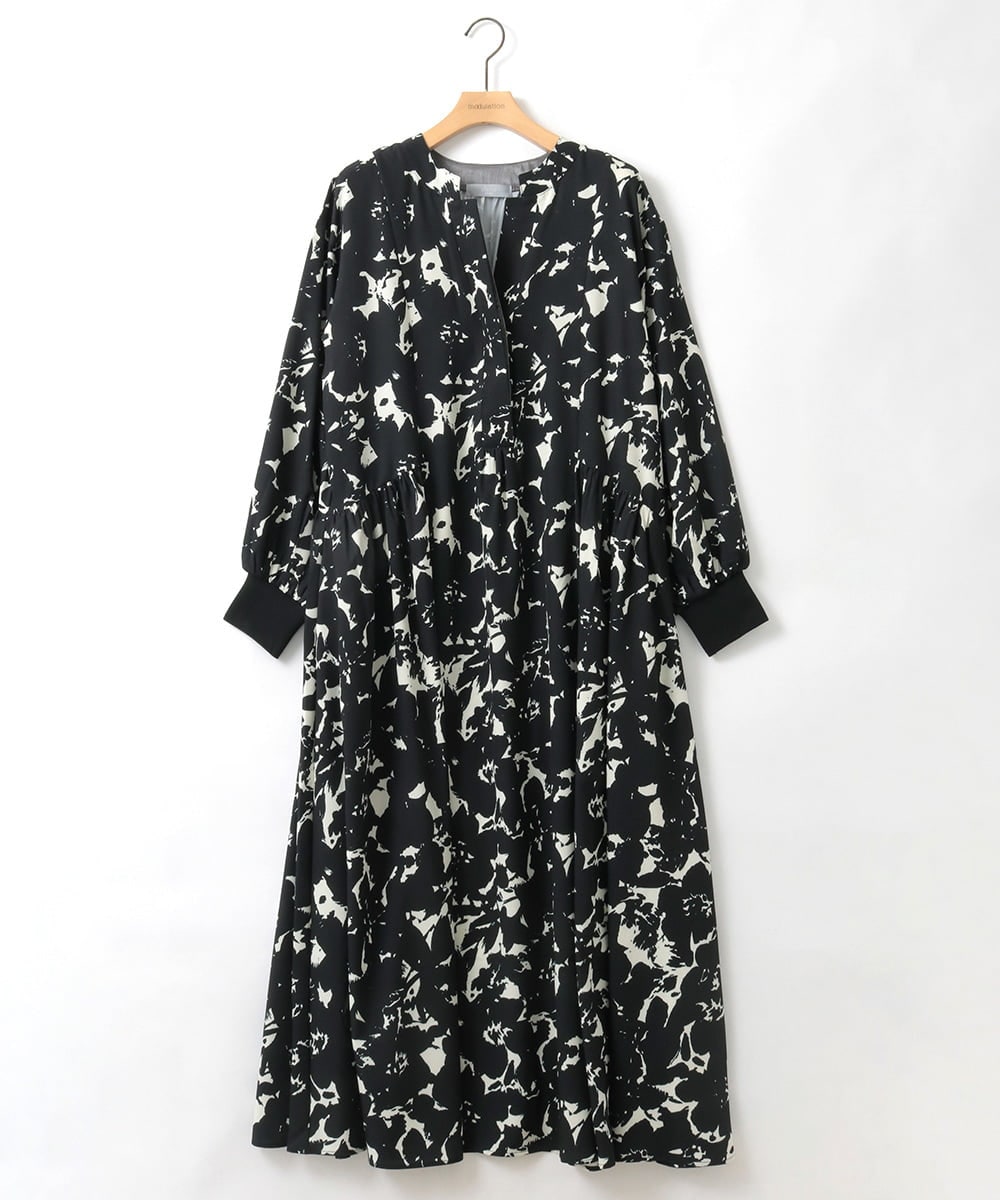 ZMEEE09136 al'aise modulation(アレーズモジュレーション) フラワープリントフレアワンピース ブラック