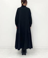 ZMEEE60189 al'aise modulation(アレーズモジュレーション) サイドプリーツロングシャツワンピース ブラック