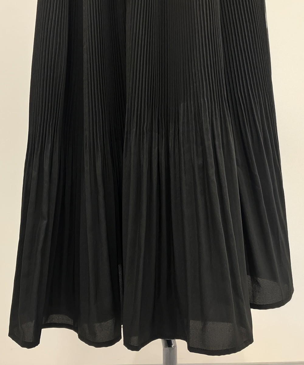 ZMEEE60189 al'aise modulation(アレーズモジュレーション) サイドプリーツロングシャツワンピース ブラック