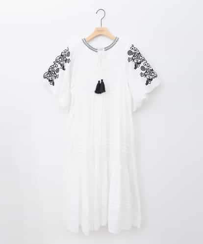 ZMEHB34170 al'aise modulation バルーンスリーブ刺繍ポイントワンピース