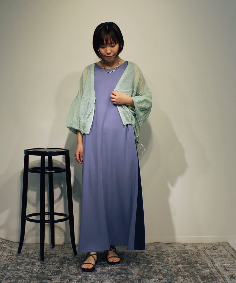 ZMEHB44128 al'aise modulation(アレーズモジュレーション) 配色切り替えスリーブレスワンピース ライトブルー