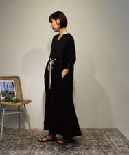 ZMEHB45137 al'aise modulation(アレーズモジュレーション) ロープアクセントリネン風ワンピース ブラック