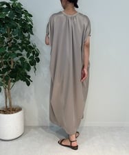 ZMEJB03108 al'aise modulation(アレーズモジュレーション) 異素材ドッキングコクーンワンピース ベージュ