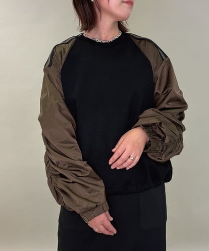 ZMFAE22159 al'aise modulation 【洗える】異素材ジョイントギャザースリーブプルオーバー