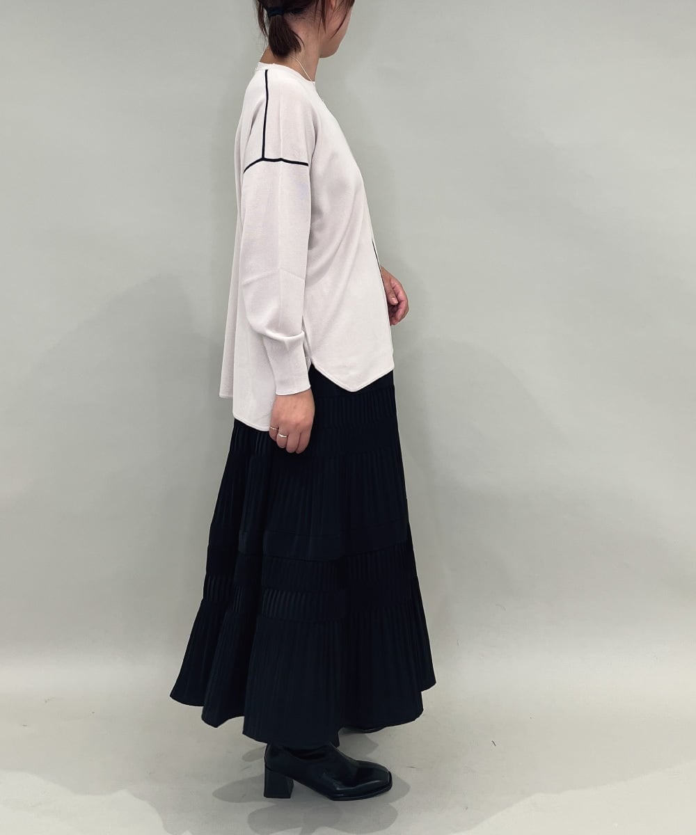 ZMFAE26149 al'aise modulation(アレーズモジュレーション) 【洗える】ラインアクセントラウンドヘムトップ ベージュ